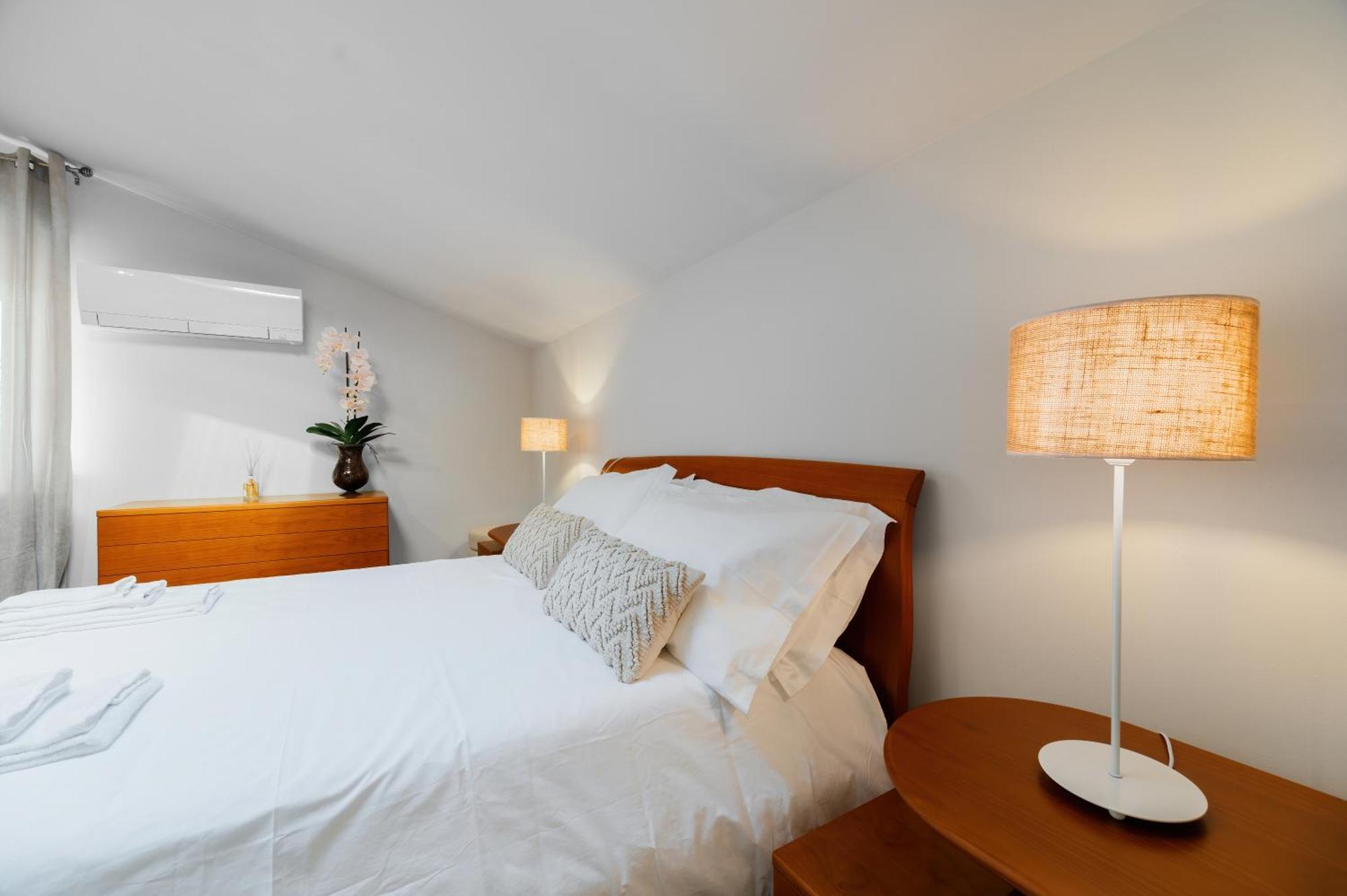 Casa Di Iaio - 90 M2 Apt With Free Wi-Fi, Netflix, Home Cinema & Parking Gorizia Exterior foto